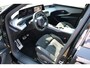 Peugeot 3008 GT | Adaptieve cruise control met Stop&Go functie | Elektrische parkeerrem | Extra getinte achterste zijruiten en achterruit