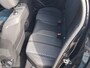 Peugeot 208 Allure | Elektrische parkeerrem | Extra getinte achterste zijruiten en achterruit | Extra getinte achterste zijruiten en achterruit