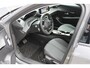 Peugeot 208 Allure | Adaptieve cruise control met Stop&Go functie | Elektrische parkeerrem | Extra getinte achterste zijruiten en achterruit