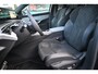 Peugeot E-3008 GT | Elektrische parkeerrem | Extra getinte achterste zijruiten en achterruit