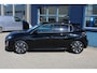 Peugeot 208 Allure | Adaptieve cruise control met Stop&Go functie | Elektrische parkeerrem | Extra getinte achterste zijruiten en achterruit