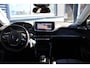 Peugeot 208 Allure | Adaptieve cruise control met Stop&Go functie | Elektrische parkeerrem | Extra getinte achterste zijruiten en achterruit