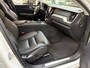 Volvo XC60 B4 Plus Dark Memory CarPlay Navi Camera 1Ste Eigenaar Incl 12Mnd Garantie