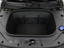 Mercedes-Benz GLB 250+ Business Solution AMG 7p. 85.5 kWh | Premium pakket | Winterpakket | Nightpakket | GUARD 360° | Trekhaak | Vast panoramadak | Smartphone integratie | Sfeerverlichting | Sierelementen in aluminium | 19” vijfspaaks lichtmetalen AMG-velgen |