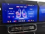 Mercedes-Benz GLB 250+ Business Solution AMG 7p. 85.5 kWh | Premium pakket | Winterpakket | Nightpakket | GUARD 360° | Trekhaak | Vast panoramadak | Smartphone integratie | Sfeerverlichting | Sierelementen in aluminium | 19” vijfspaaks lichtmetalen AMG-velgen |