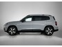 Mercedes-Benz GLB 250+ Business Solution AMG 7p. 85.5 kWh | Premium pakket | Winterpakket | Nightpakket | GUARD 360° | Trekhaak | Vast panoramadak | Smartphone integratie | Sfeerverlichting | Sierelementen in aluminium | 19” vijfspaaks lichtmetalen AMG-velgen |