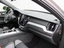 Volvo XC60 T6 AWD Plug-in hybrid Ultra Dark Automaat / Panoramadak / Head up display / 36* camera / {Privacy Glass / Harman Kardon audio / 21" velgen