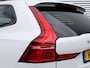 Volvo XC60 T6 AWD Plug-in hybrid Ultra Dark Automaat /  Panoramadak / Head up display / 360* camera / Privacy Glass / Harman Kardon audio / 21" velgen
