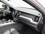 Volvo XC60 T6 AWD Plug-in hybrid Ultra Dark Automaat /  Panoramadak / Head up display / 360* camera / Privacy Glass / Harman Kardon audio / 21" velgen