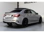 Mercedes-Benz A-klasse 250 e Business Solution AMG Limited NAP/PANO/SFEER/19INCH/BTW/AMG/NIEUWSTAAT