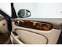 Jaguar XJ 4.2 V8 Executive Fiscale waarde € 6.000,-