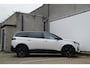 Peugeot 5008 130PK GT PACK Cruise control adaptief | Dodehoek detectie | Full-LED koplampen | Verwarmbare voorstoelen | 2 stoelen op derde rij | Afwijkende dakkleur | Airco (automatisch)