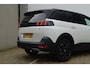 Peugeot 5008 130PK GT PACK Cruise control adaptief | Dodehoek detectie | Full-LED koplampen | Verwarmbare voorstoelen | 2 stoelen op derde rij | Afwijkende dakkleur | Airco (automatisch)