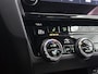 Skoda Octavia Combi 1.5 TSI Greentech Ambition | Stoelverwarming | Navigatie | Parkeersensoren | Airco