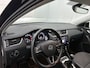 Skoda Octavia Combi 1.5 TSI Greentech Ambition | Stoelverwarming | Navigatie | Parkeersensoren | Airco