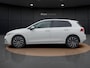 Volkswagen Golf 1.4 eHybrid Style | ACC | Stuur-/Stoelverwarming | Parkeerhulp | ERGO Stoel | 17'' |