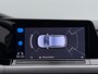 Volkswagen Golf 1.0 eTSI Life Business Automaat - Navigatie - ACC - Stoelverwarming - PDC - Sfeerverlichting - LED