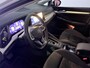 Volkswagen Golf 1.0 eTSI Life Business Automaat - Navigatie - ACC - Stoelverwarming - PDC - Sfeerverlichting - LED