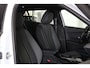 Peugeot 2008 1.2 Hybrid 136 Allure | Navi | Camera | Ad. Cruise control | Keyless | LMV 17"| PDC V+A |