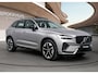 Volvo XC60 T6 Plug-in hybrid AWD Ultra Dark | Trekhaak | PDC V+A en 360 Camera | Panoramadak | Head-up display | BLIS |
