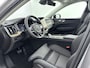 Volvo XC60 T6 Plug-in hybrid AWD Ultra Dark | Trekhaak | PDC V+A en 360 Camera | Panoramadak | Head-up display | BLIS |