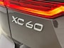 Volvo XC60 T6 Recharge Essential Edition | 18" | Leder | Stoel/Stuurverwarming | BLIS | Geintegreerde Kinderzitjes | Panoramadak | Parkeercamera | Park Assist V+A | Google Navigatie |