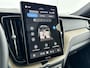 Volvo XC60 T8 Recharge Ultra Dark | 21" | Luchtvering | Getint glas | Panoramadak | Harman Kardon | Full LED | Head-Up | 360 Camera | Elektr. verst. Stoelen | Adaptieve Cruise | BLIS