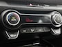 Kia Stonic 1.0 T-GDi DynamicPlusLine | Adaptive Cruise | Stoel/Stuur verwarming | CarPlay | Camera | Trekhaak