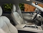 Volvo XC60 2.0 B5 Inscription | Uniek! | Camera | Memory | Stuur/stoelverwarming | CarPlay | Keyless