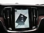 Volvo V60 T8 Plug-in hybrid AWD Ultra Dark HEICO | Custum Wrap | 21" | Extra getint glas | Full-LED koplampen | HEICO SPORTIV achterskirt met sporteinddemper
