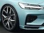 Volvo V60 T8 Plug-in hybrid AWD Ultra Dark HEICO | Custum Wrap | 21" | Extra getint glas | Full-LED koplampen | HEICO SPORTIV achterskirt met sporteinddemper