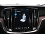 Volvo V60 T8 Plug-in hybrid AWD Ultra Dark HEICO | Custum Wrap | 21" | Extra getint glas | Full-LED koplampen | HEICO SPORTIV achterskirt met sporteinddemper