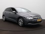 Volkswagen Golf 1.4 eHybrid Style Automaat - IQ light - Navigatie - Trekhaak - Camera - ErgoActive stoel - Stoelverwarming