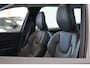 Volvo XC60 T6 AWD 350PK Plus Dark | 360° | Trekhaak | All season | Leder | Pano-dak