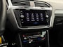 Volkswagen Tiguan 1.5 TSI 150pk DSG R-Line | Navigatie | Trekhaak | Camera