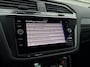 Volkswagen Tiguan 1.5 TSI 150pk DSG R-Line | Navigatie | Trekhaak | Camera
