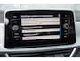 Volkswagen T-Roc 1.0 TSI 115pk Life Edition | Dodehoekdetectie | Navigatie | Stoelverwarming