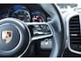 Porsche Cayenne 4.8 Turbo | ELEKTR. TREKHAAK | LUCHTVERING | ELEKTR. VOORSTOELEN INCL MEMORY | STOEL VERWARMING + VERKOELING | CAMERA | PARK SENS V+A | PRACHTIGE STAAT!