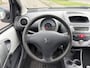 Peugeot 107 1.0-12V XR 5-Deurs 68 PK. Zuinige en fijn rijdende auto !!!
