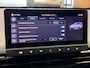 MG MG4 ELECTRIC LUXURY LONG RANGE 204 PK 64 KWH FABRIEKGARANTIE TOT 2031 !!! NAVIGATIE ADAPTIVE CRUISE CONTROL APPLE CARPLAY/ANDROID 360 CAMERA STOEL EN STUURVERWARMING DODEHOEKSENSOREN RIJSTROOKSENSOREN KEYLESS GO ZEER MOOI !!