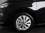 Volkswagen Multivan 1.5 eHybrid L2 Economy Business 4Motion | 7 Zits | Zwenkbare Trekhaak | Navigatie | Achteruitrij  Camera | Parkeer hulp | 65% getinte ruiten achter |