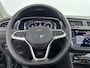 Volkswagen Tiguan 2.0 TSI 4Motion Highline // 2500KG TREKVERMOGEN // SCHUIFDAK // E-ACHTERKLEP // VIRTUAL COCKPIT //