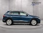 Volkswagen Tiguan 2.0 TSI 4Motion Highline // 2500KG TREKVERMOGEN // SCHUIFDAK // E-ACHTERKLEP // VIRTUAL COCKPIT //