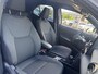 Toyota Yaris Cross 1.5 Hybrid 115 First Edition FACELIFT NL-AUTO 17'' LM-VELGEN BLIND SPOT SENSOREN STOEL-STUURWIEL VERW APPLE/ANDROID KEYLESS AD-CRUISE BLUETOOTH