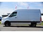 Mercedes-Benz Sprinter 319 V6 3.0 CDI L2H2 PB Edition Camera, Cruise, Carplay, 190pk, Automaat, LED, Trekhaak, Dodehoek, Sensoren, NAVI, Uniek!