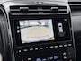 Hyundai Tucson 1.6 T-GDI MHEV Comfort Smart / Android Auto/Apple Carplay / Lederen Bekleding / Navigatie / Climate Control / Camera / Cruise Control / Draadloze Telefoonlader / Elektrische Stoel / Stoelverwarming / Lane Assist / Krell Audio / DAB /