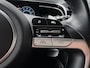 Hyundai Tucson 1.6 T-GDI MHEV Comfort Smart / Android Auto/Apple Carplay / Lederen Bekleding / Navigatie / Climate Control / Camera / Cruise Control / Draadloze Telefoonlader / Elektrische Stoel / Stoelverwarming / Lane Assist / Krell Audio / DAB /