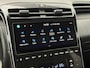 Hyundai Tucson 1.6 T-GDI MHEV Comfort Smart / Android Auto/Apple Carplay / Lederen Bekleding / Navigatie / Climate Control / Camera / Cruise Control / Draadloze Telefoonlader / Elektrische Stoel / Stoelverwarming / Lane Assist / Krell Audio / DAB /