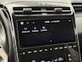 Hyundai Tucson 1.6 T-GDI MHEV Comfort Smart / Android Auto/Apple Carplay / Lederen Bekleding / Navigatie / Climate Control / Camera / Cruise Control / Draadloze Telefoonlader / Elektrische Stoel / Stoelverwarming / Lane Assist / Krell Audio / DAB /