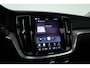 Volvo V60 2.0 T6 Plug-in hybrid AWD Plus Dark | SOH 101.9% | Forest Lake | Pano | Head-Up | Harman Kardon | 360cam | Pilot Assist | Stoel-Stuurverw.